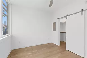 2002 E 7th St, Austin, TX 78702 - Photo 10