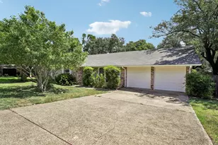 11307 Alhambra Dr, Austin, TX 78759 - Photo 2
