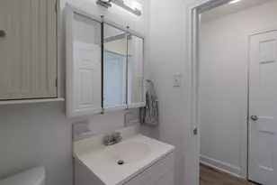 906 Capitol Ct, Austin, TX 78756 - Photo 2