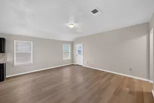 19021 Great Falls Dr, Manor, TX 78653 - Photo 6