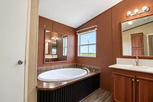 700 County Road 423 Rd, Taylor, TX 76574 - Photo 32