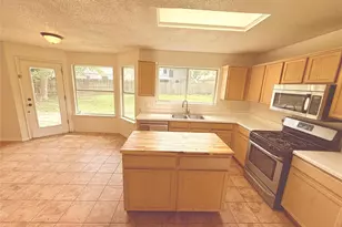 2009 Mimosa Cove, Round Rock, TX 78664 - Photo 4