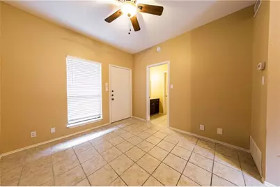 3206 King Street #208, Austin, TX 78705 - Photo 4