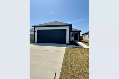 241 Alcatraz Loop, Jarrell, TX 76537 - Photo 1