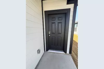 241 Alcatraz Loop, Jarrell, TX 76537 - Photo 2