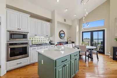 208 Morar Drive, Briarcliff, TX 78669 - Photo 4