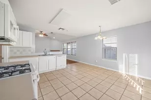 121 Primrose Blvd, Kyle, TX 78640 - Photo 14