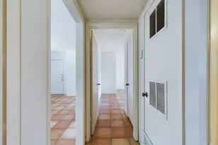 803 W 28th St, Austin, TX 78705 - Photo 18