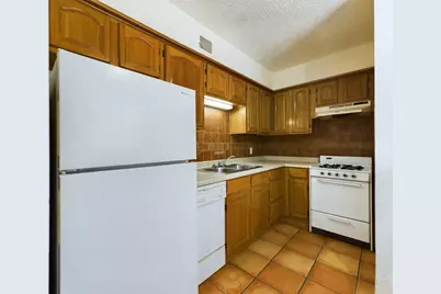 803 W 28th Street #107, Austin, TX 78705 - Photo 4