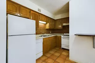803 W 28th St, Austin, TX 78705 - Photo 6