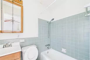 803 W 28th St, Austin, TX 78705 - Photo 2