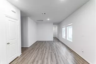 729 Barbary Coast Ln, Jarrell, TX 76537 - Photo 6