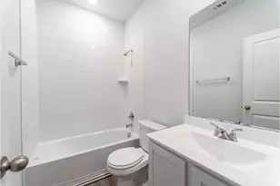 729 Barbary Coast Ln, Jarrell, TX 76537 - Photo 10