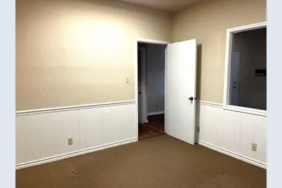 1915 S Austin Ave #110, 111, 112, Georgetown, TX 78626 - Photo 18