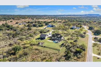 100 Cross Trail, Spicewood, TX 78669 - Photo 6