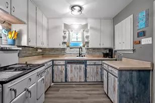 301 N 40th St, Waco, TX 76710 - Photo 10