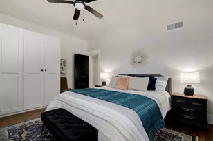712 E 44th St, Austin, TX 78751 - Photo 30