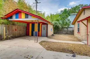 6203 Felix Ave, Austin, TX 78741 - Photo 16
