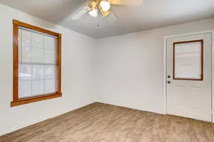 6203 Felix Ave, Austin, TX 78741 - Photo 12