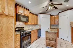 6203 Felix Ave, Austin, TX 78741 - Photo 6