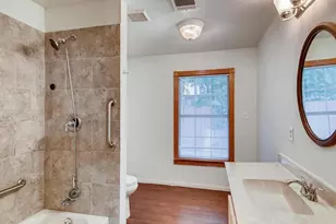 6203 Felix Ave, Austin, TX 78741 - Photo 14