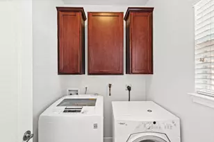 6704 Menchaca Rd, Austin, TX 78745 - Photo 10