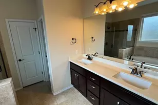 9417 Sawyer Fay Ln, Austin, TX 78748 - Photo 10
