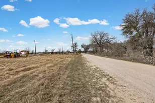 296 Blisard Rd, Elgin, TX 78621 - Photo 12