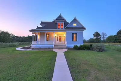 807 Colorado Drive, Smithville, TX 78957 - Photo 1