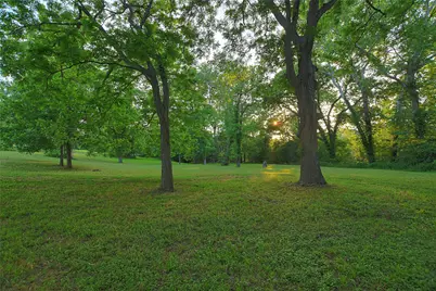 807 Colorado Drive, Smithville, TX 78957 - Photo 36