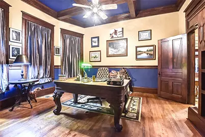 807 Colorado Drive, Smithville, TX 78957 - Photo 18