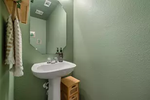 709 N Cascades Ave, Pflugerville, TX 78660 - Photo 16