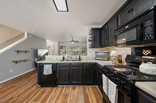 709 N Cascades Ave, Pflugerville, TX 78660 - Photo 12