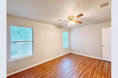1581 Parkfield Circle, Round Rock, TX 78664 - Photo 8