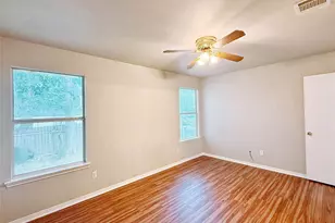 1581 Parkfield Cir, Round Rock, TX 78664 - Photo 8