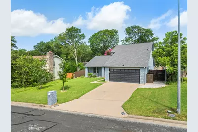 7906 Keneshaw Drive, Austin, TX 78745 - Photo 32