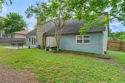 7906 Keneshaw Drive, Austin, TX 78745 - Photo 26