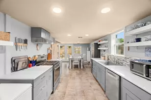 7906 Keneshaw Dr, Austin, TX 78745 - Photo 12