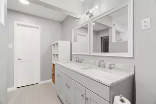 7906 Keneshaw Dr, Austin, TX 78745 - Photo 20