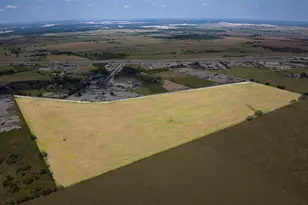 35 Ih, Jarrell, TX 76537 - Photo 22