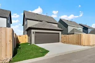 421 Carr Dr, Liberty Hill, TX 78642 - Photo 34