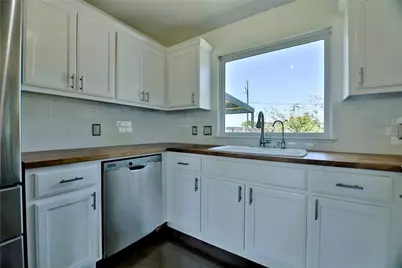 152 Round Up Drive, Liberty Hill, TX 78642 - Photo 12