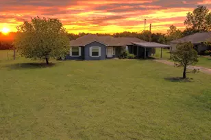 152 Round Up Dr, Liberty Hill, TX 78642 - Photo 1