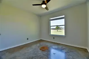 152 Round Up Dr, Liberty Hill, TX 78642 - Photo 14