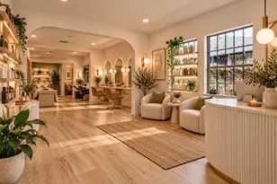 2703 E Cesar Chavez St, Austin, TX 78702 - Photo 8
