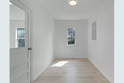 2703 E Cesar Chavez Street, Austin, TX 78702 - Photo 16