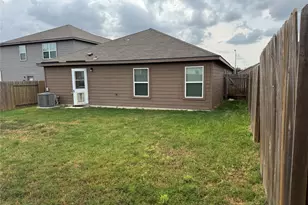 117 Allington Cir, Jarrell, TX 76537 - Photo 8