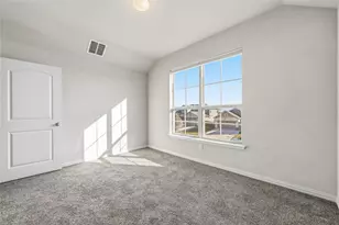 134 Finley St, Hutto, TX 78634 - Photo 32