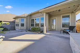 134 Finley St, Hutto, TX 78634 - Photo 36