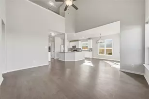 134 Finley St, Hutto, TX 78634 - Photo 4